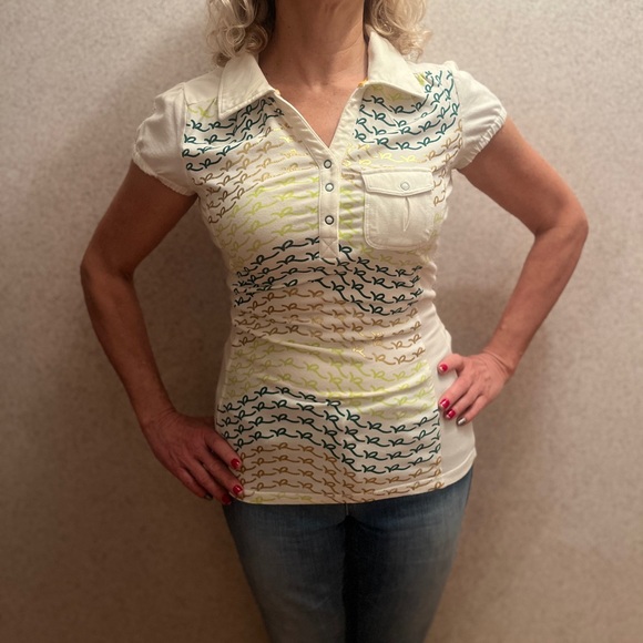 Beautiful Rocawear Top - Picture 2 of 5